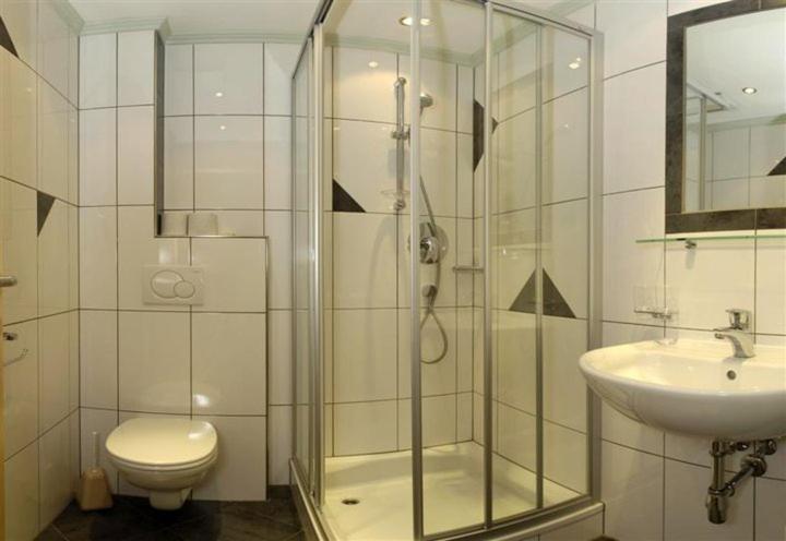 Hotel Kristall B&B Ишгъл Екстериор снимка