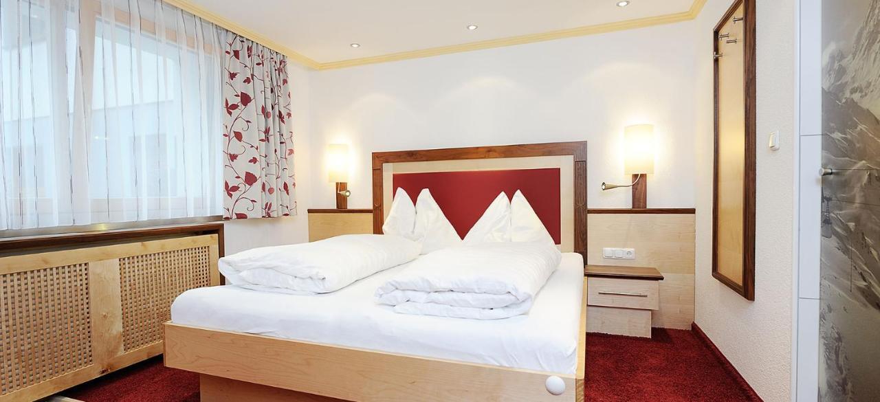 Hotel Kristall B&B Ишгъл Екстериор снимка