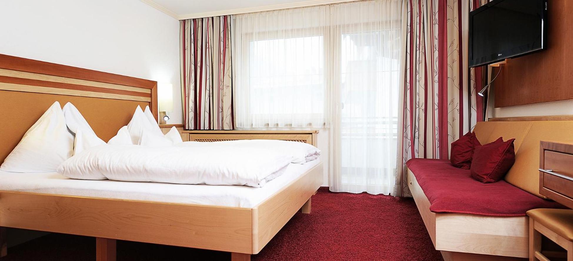 Hotel Kristall B&B Ишгъл Екстериор снимка